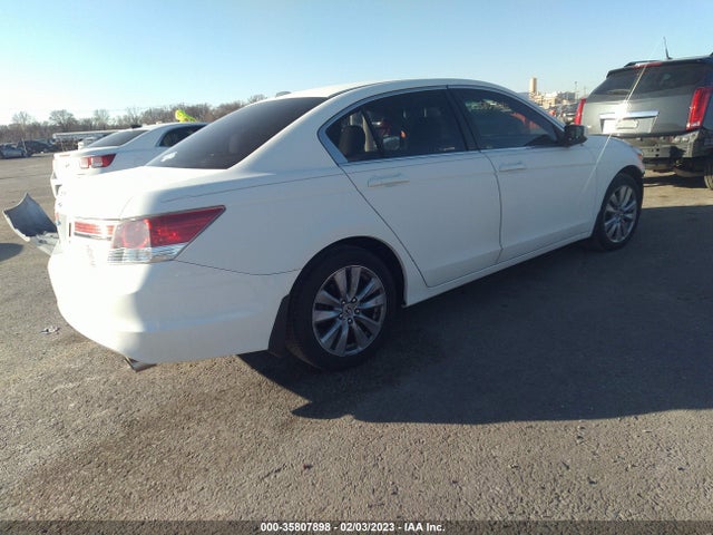 2011 HONDA ACCORD SDN EX-L VIN: 1HGCP2F85BA077169