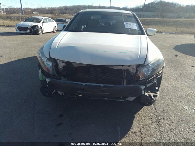 2011 HONDA ACCORD SDN EX-L VIN: 1HGCP2F85BA077169