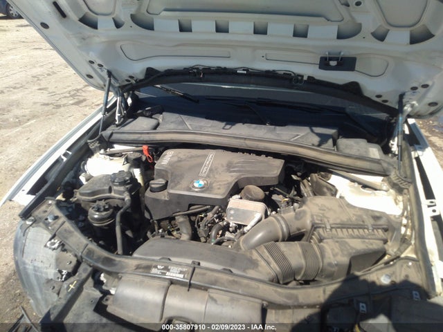 2014 BMW X1, VIN: WBAVL1C55EVY19278