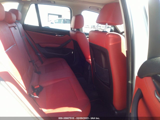 2014 BMW X1, VIN: WBAVL1C55EVY19278