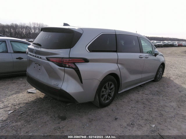 2021 Toyota Sienna, VIN: 5TDKRKEC4MS001829