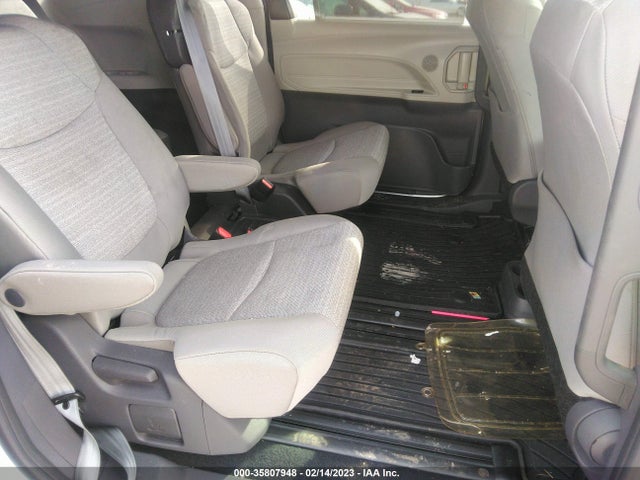 2021 Toyota Sienna, VIN: 5TDKRKEC4MS001829