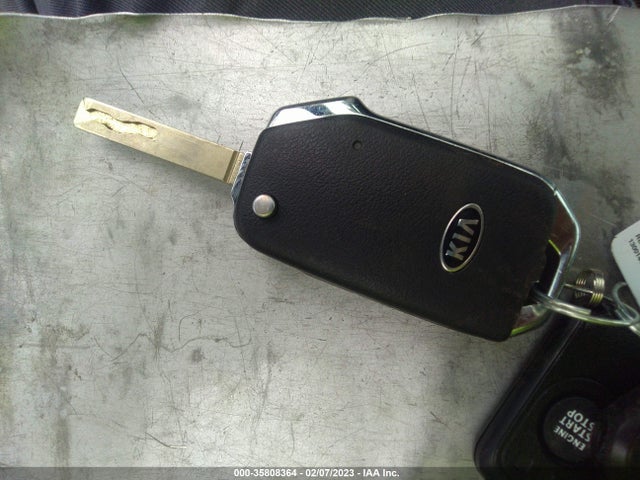 2020 Kia Soul, VIN: KNDJ23AU4L7027490