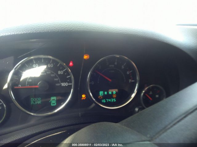 1J4AA5D1XBL630363 Jeep Wrangler Sahara