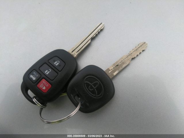 4T1BF1FK9GU210665 Toyota CAMRY XSE