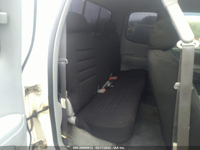 2002 Toyota Tundra Ltd მანქანა იყიდება აუქციონზე, vin: 5TBRT38192S242310, აუქციონის ნომერი: 35808912