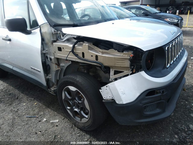 2015 Jeep Renegade, VIN: ZACCJAAT8FPB95888