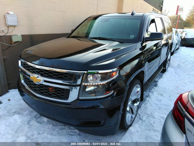 2016 Chevrolet Suburban, VIN: 1GNSKHKC2GR125572