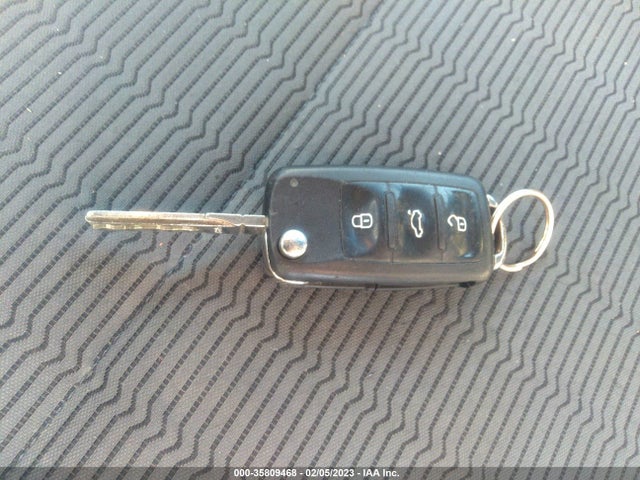 Volkswagen Beetle Coupe 2.5l Entry 2014 3VWFP7AT9EM628678 Image 11