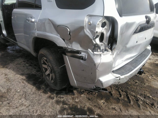 Toyota 4RUNNER SR5 2019 JTEBU5JR1K5614676 Image 7