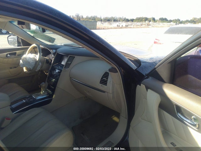 2014 Infiniti QX70, VIN: JN8CS1MU8EM450137