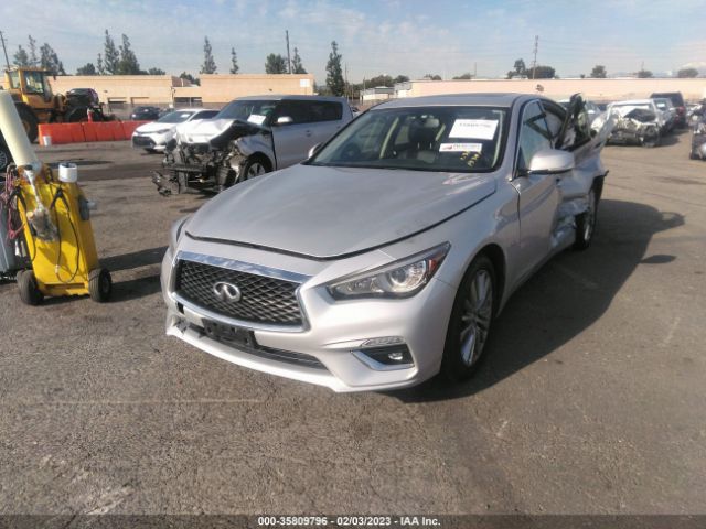 Infiniti Q50 3.0t Luxe 2018 JN1EV7AP1JM357597 Image 2