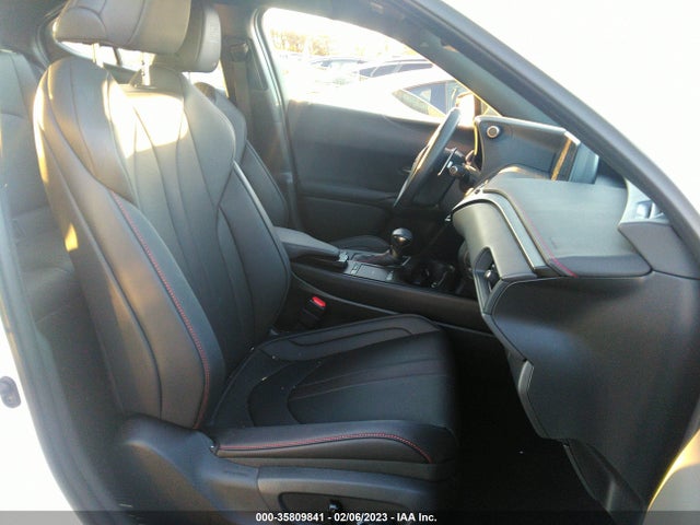 2021 Lexus UX, VIN: JTHE9JBH6M2039107