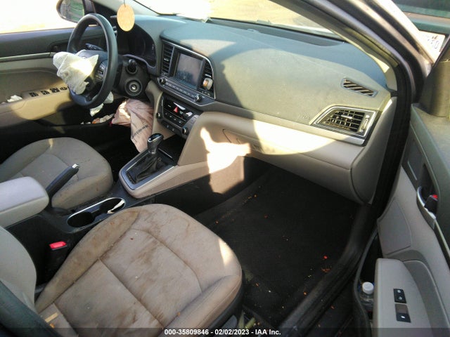 2018 HYUNDAI ELANTRA SEL VIN: 5NPD84LF6JH321997