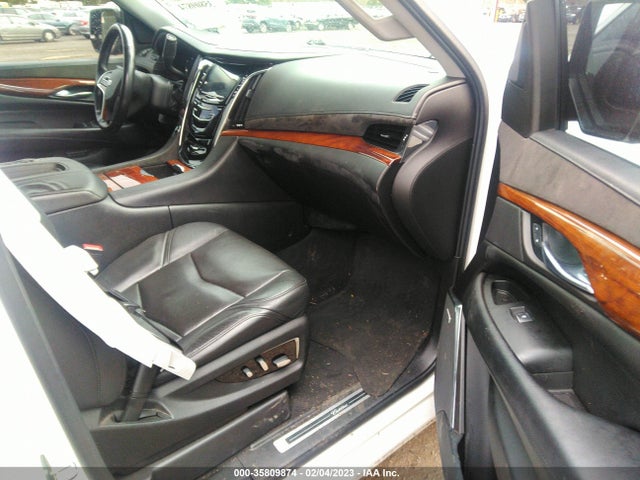 2016 Cadillac Escalade, VIN: 1GYS4HKJXGR284660