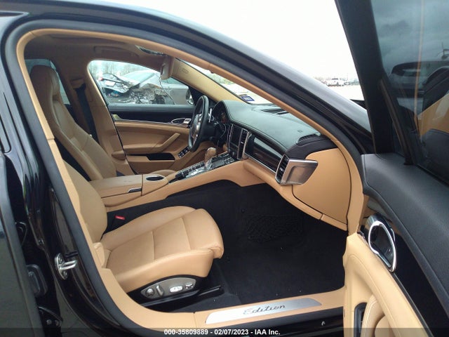 2016 Porsche Panamera, VIN: WP0AA2A70GL002347