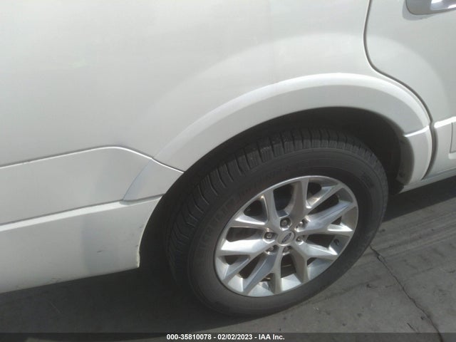 2015 Ford Expedition, VIN: 1FMJU2AT0FEF03709
