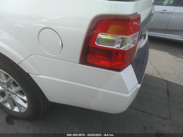 2015 Ford Expedition, VIN: 1FMJU2AT0FEF03709