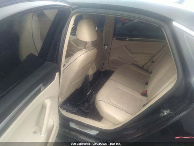 1VWDT7A37HC027116 Volkswagen Passat R-line W/comfort Pkg