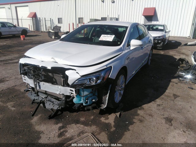 2018 Buick LaCrosse, VIN: 1G4ZP5SZ2JU133490