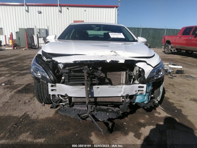 2018 Buick LaCrosse, VIN: 1G4ZP5SZ2JU133490