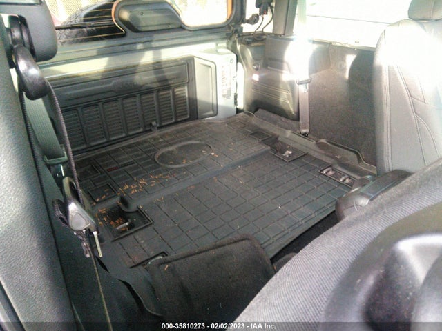 2019 Jeep Wrangler, VIN: 1C4GJXAN0KW519998