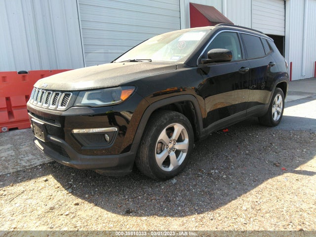2018 Jeep Compass, VIN: 3C4NJCBB3JT304611