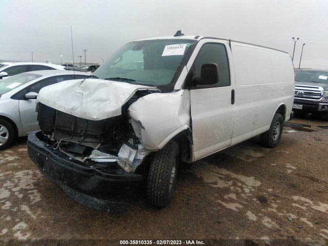 Chevrolet EXPRESS CARGO VAN 2020 1GCWGAFG0L1252720 Image 2
