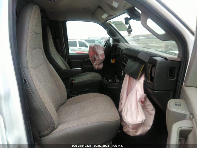 Chevrolet EXPRESS CARGO VAN 2020 1GCWGAFG0L1252720 Image 6