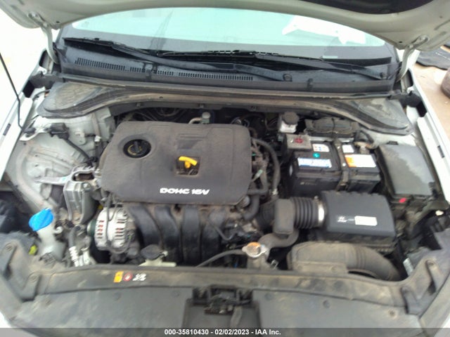 2017 HYUNDAI ELANTRA SE VIN: 5NPD84LF2HH027748