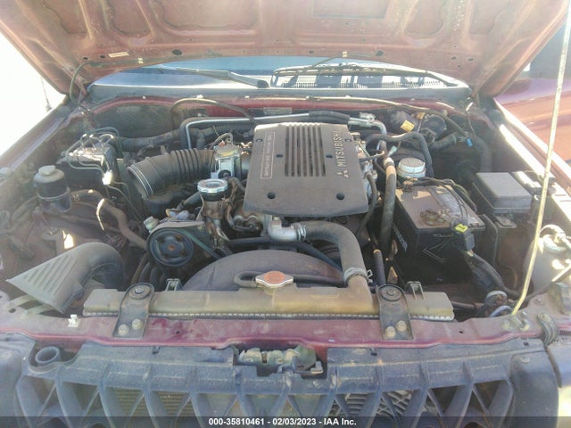 JA4MT21H01P004349 Mitsubishi Montero Sport Es/ls