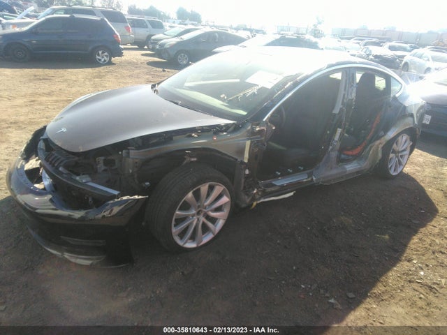 5YJ3E1EA8LF740679 Tesla Model 3 Standard Range