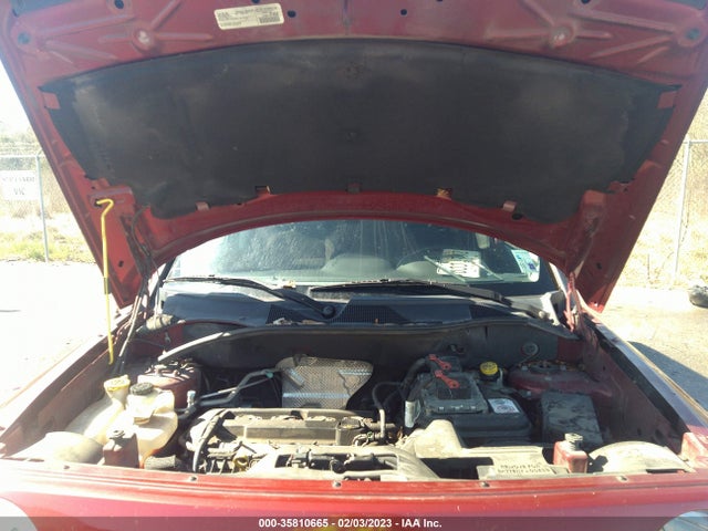 1C4NJPFA3GD599653 Jeep Patriot Latitude