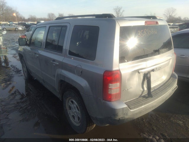 2015 JEEP PATRIOT SPORT VIN: 1C4NJRBB8FD123889