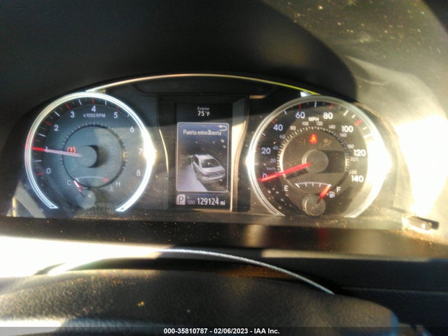 2015 TOYOTA CAMRY XLE/SE/LE/XSE VIN: 4T1BF1FK1FU028246