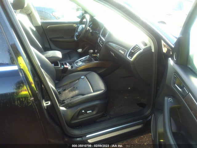 WA1LFAFP6FA136068 Audi Q5 Premium Plus