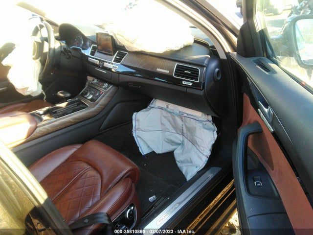 2017 Audi A8, VIN: WAU43AFD7HN014403