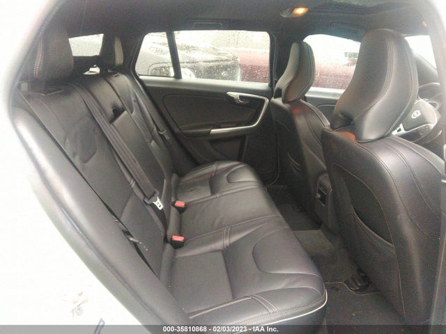 2015 Volvo V60, VIN: YV1902SS8F1270916