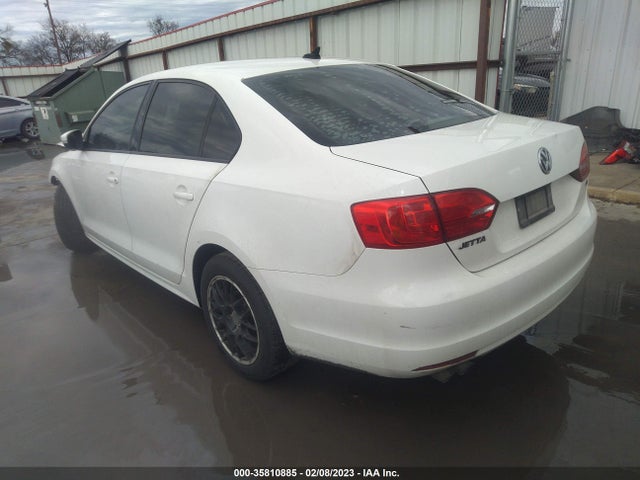 3VWD17AJ4EM237929 Volkswagen Jetta Sedan Se