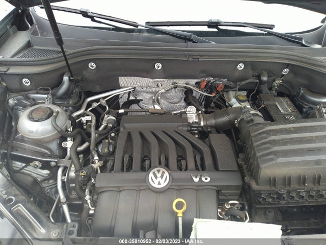 2018 Volkswagen Atlas, VIN: 1V2KR2CA6JC561607