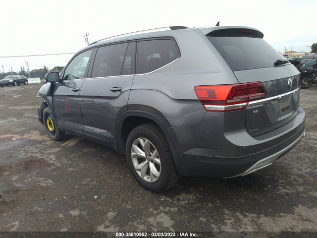 2018 Volkswagen Atlas, VIN: 1V2KR2CA6JC561607