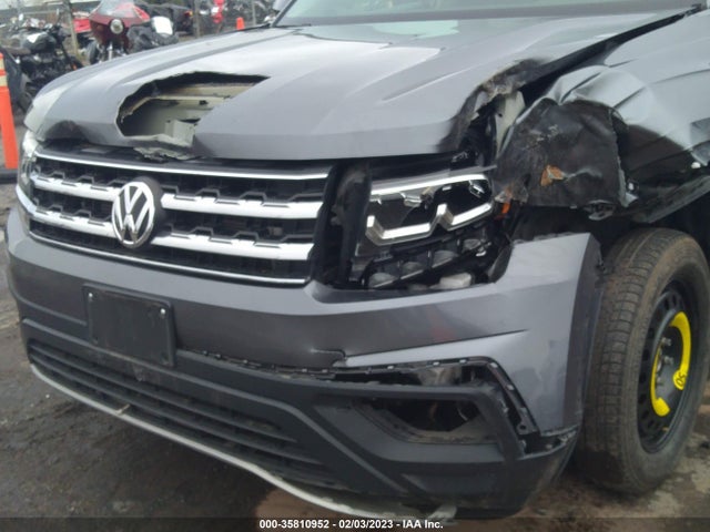 2018 Volkswagen Atlas, VIN: 1V2KR2CA6JC561607