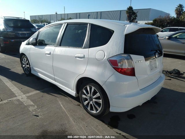 2012 HONDA FIT SPORT VIN: JHMGE8H57CC019001