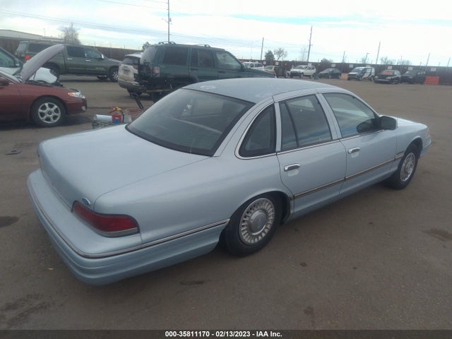 1992 FORD CROWN VICTORIA S VIN: 2FACP72W4NX216418
