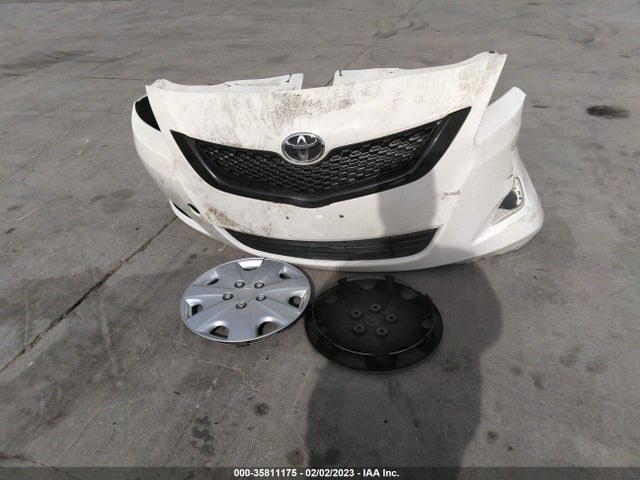 2010 TOYOTA YARIS VIN: JTDBT4K35A1375151