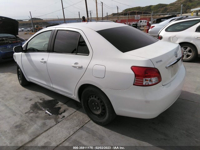 2010 TOYOTA YARIS VIN: JTDBT4K35A1375151