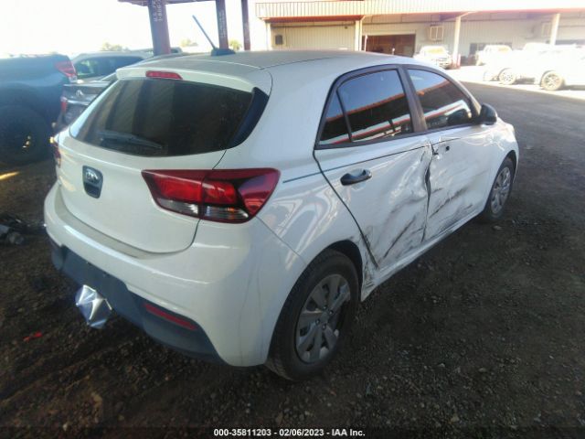 3KPA25AB3JE090698 KIA Rio 5-door Lx