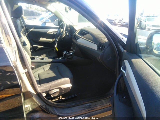 2015 BMW X1 SDRIVE28I VIN: WBAVM1C59FV316075