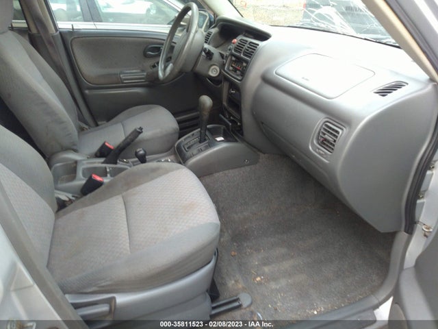 2000 CHEVROLET TRACKER VIN: 2CNBJ13C9Y6953533