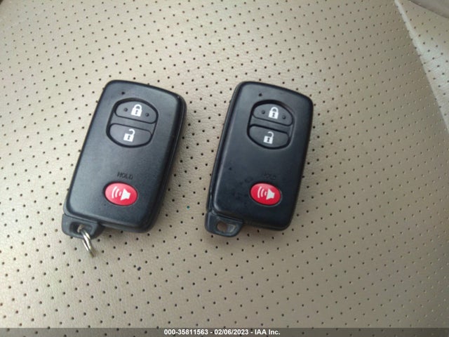 2011 TOYOTA RAV4 LTD VIN: 2T3DF4DV9BW087067